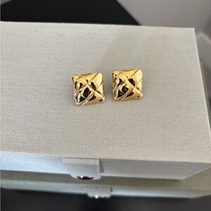 Heaven Mayhem Woven gold Earrings
